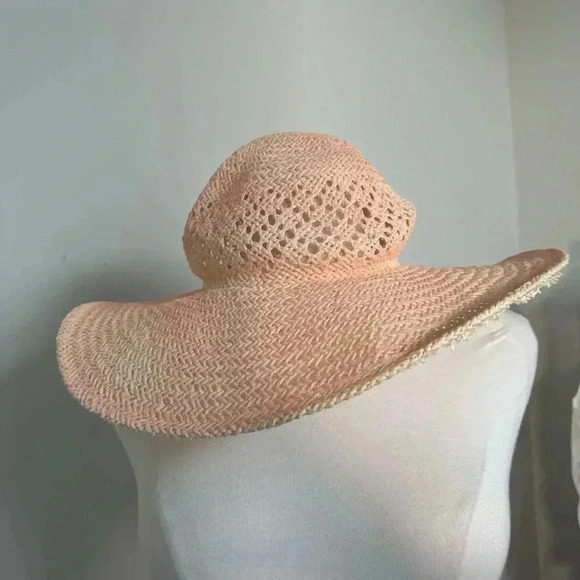 Aerie pink floppy sun hat - Picture 2 of 4